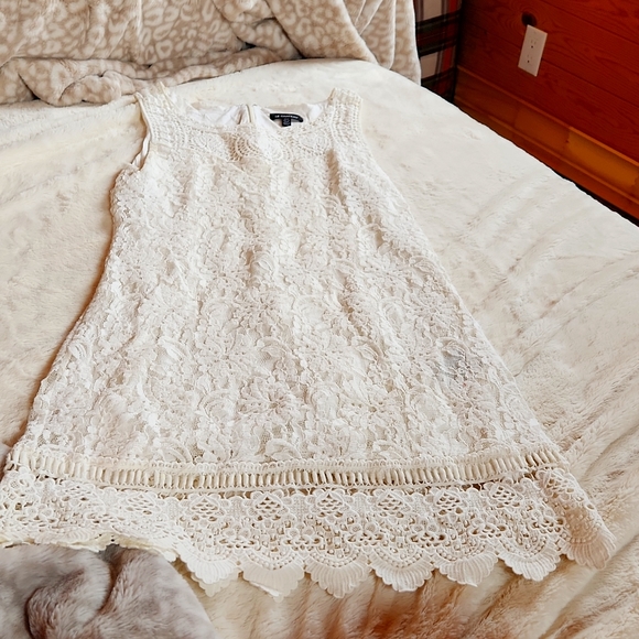 Dress - Picture 1 of 1